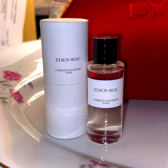 DIOR Red Pouch Lux Gift Set - Picture 9 of 13